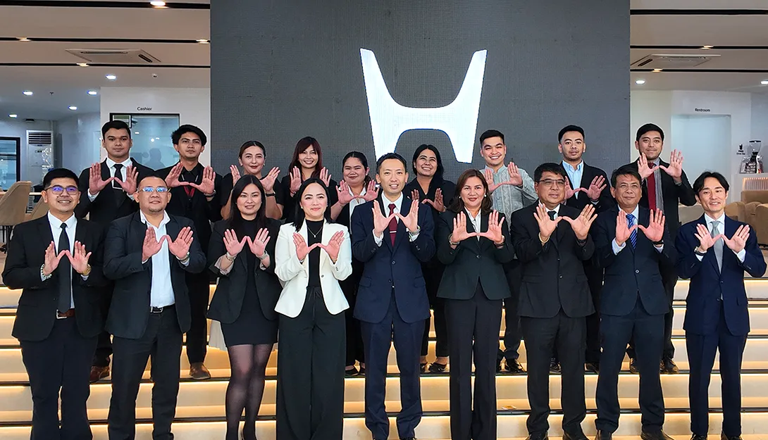 HCRP and HCPI officers with Honda Cars Shaw associates